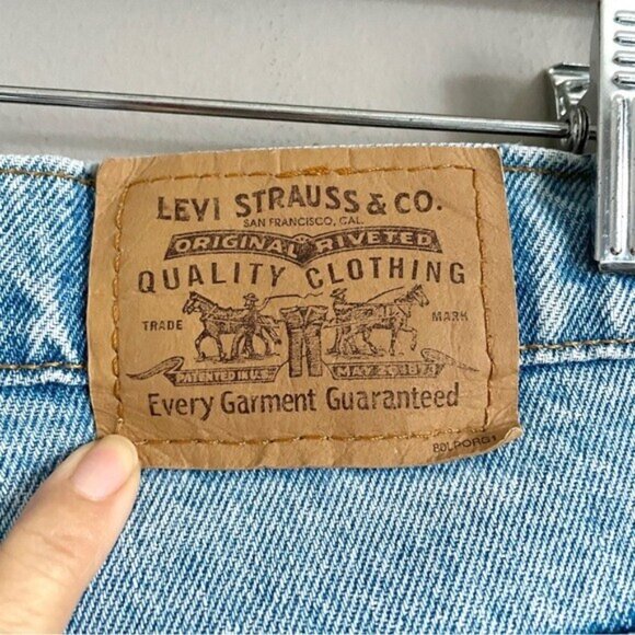 Vintage Levi's Orange Tab High-rise Straight Jeans - 30 x 25" (cropped / petite) - Picture 9 of 14